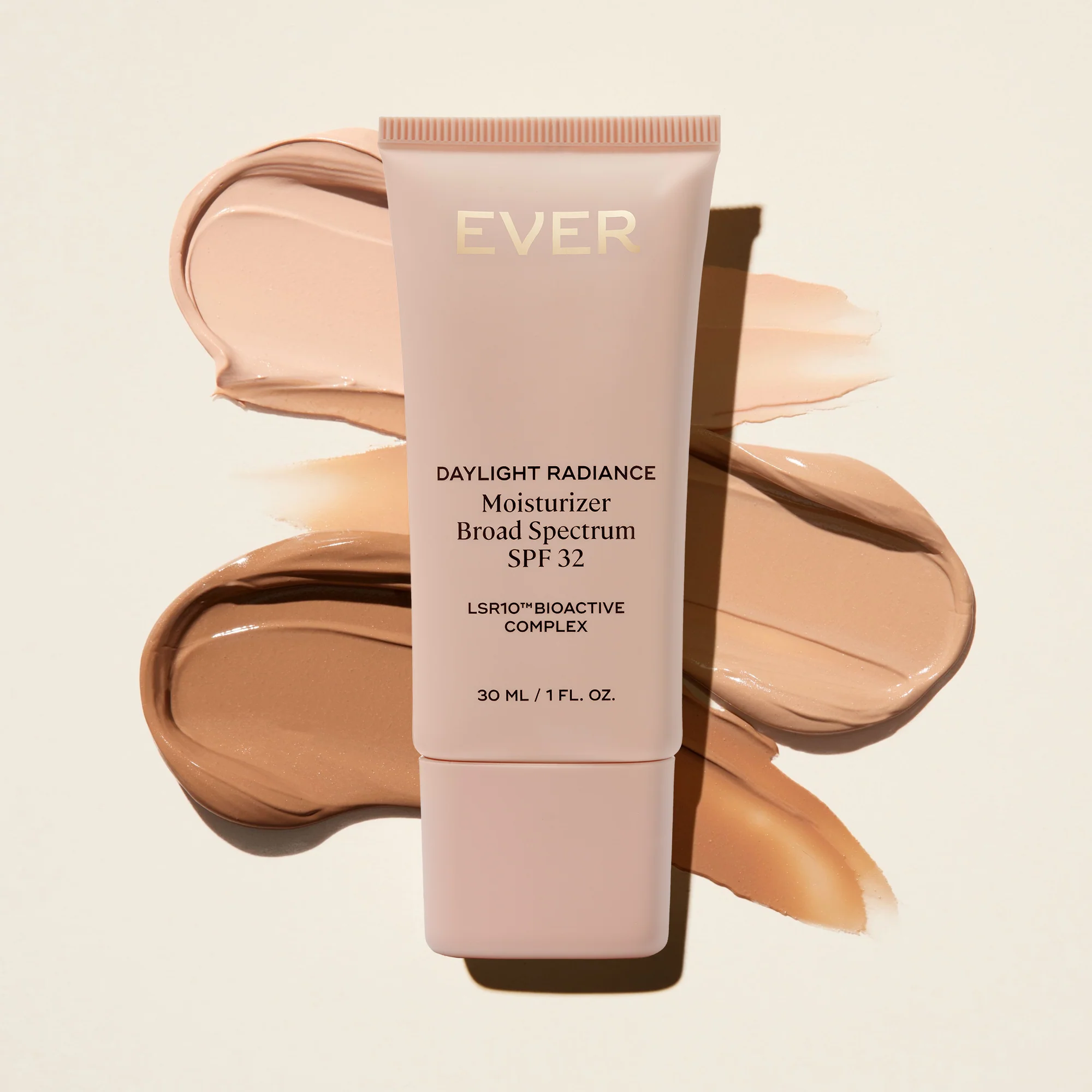 DAYLIGHT Radiance Tinted Moisturizer SPF 32 - Image 3
